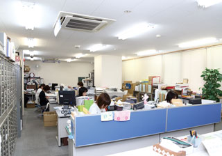 事務所内風景
